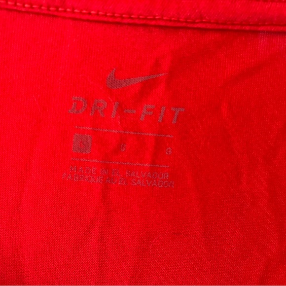 Nike Dri-fit Tee - Picture 3 of 3